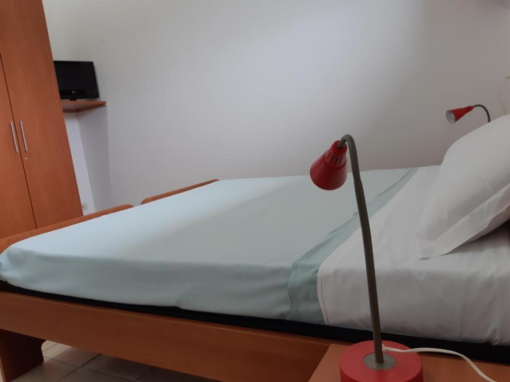La Cordata Accommodation - Brodolini 24 チニゼッロ・バルサモ エクステリア 写真